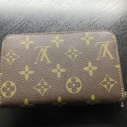 Louis Vuitton Zippy Wallet