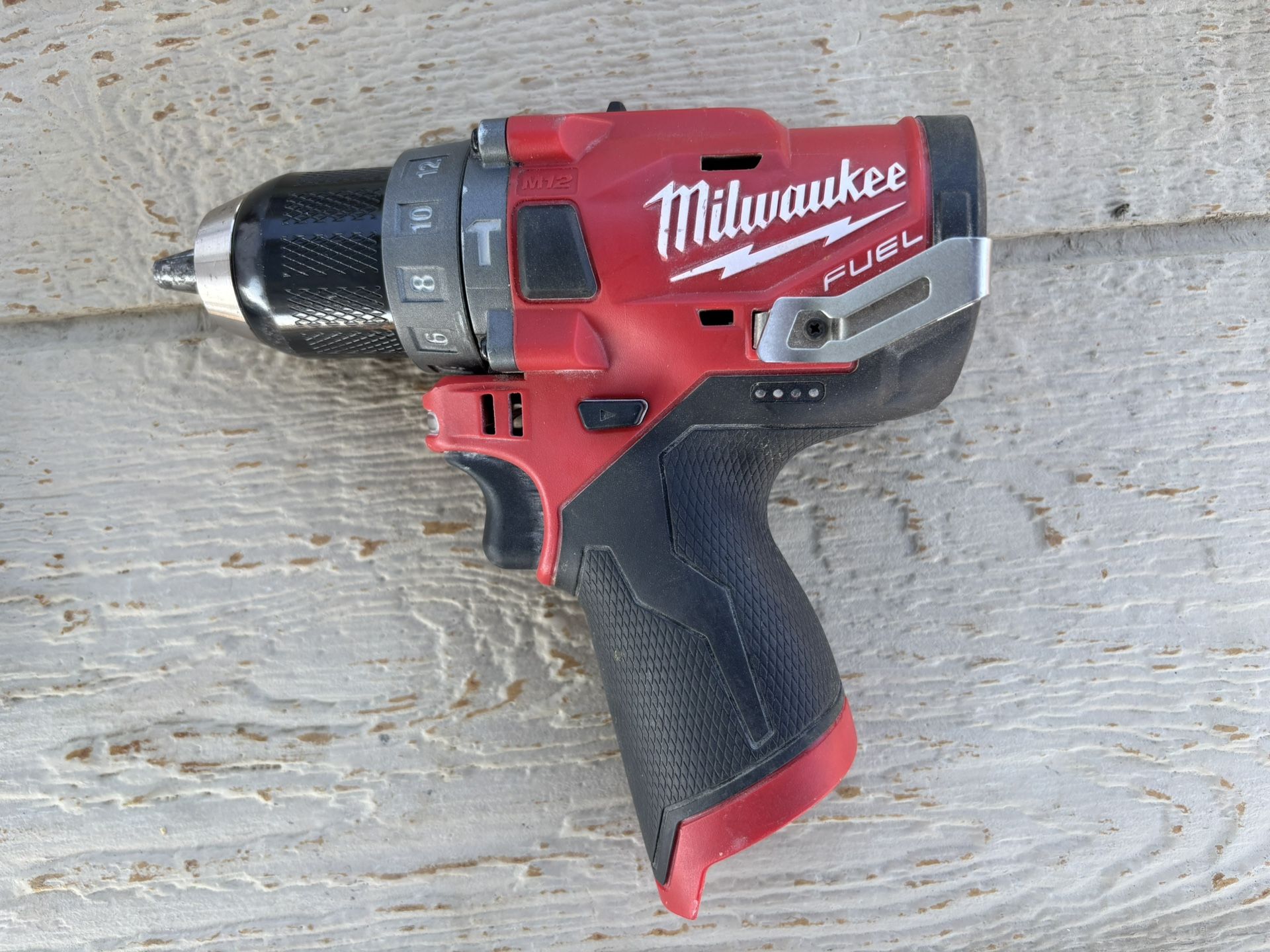 Milwaukee 12V Fuel 1/2 in. Hammer Drill (TOOL ONLY/SOLO LA HERRAMIENTA)