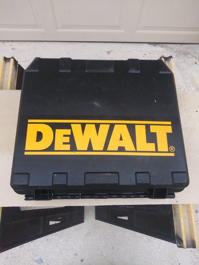 DEWALT DRILL SET HARD CASE
