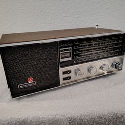 Vintage Hallicrafters S-240 S240 Shortwave Radio, solid state receiver 60s 70s, works