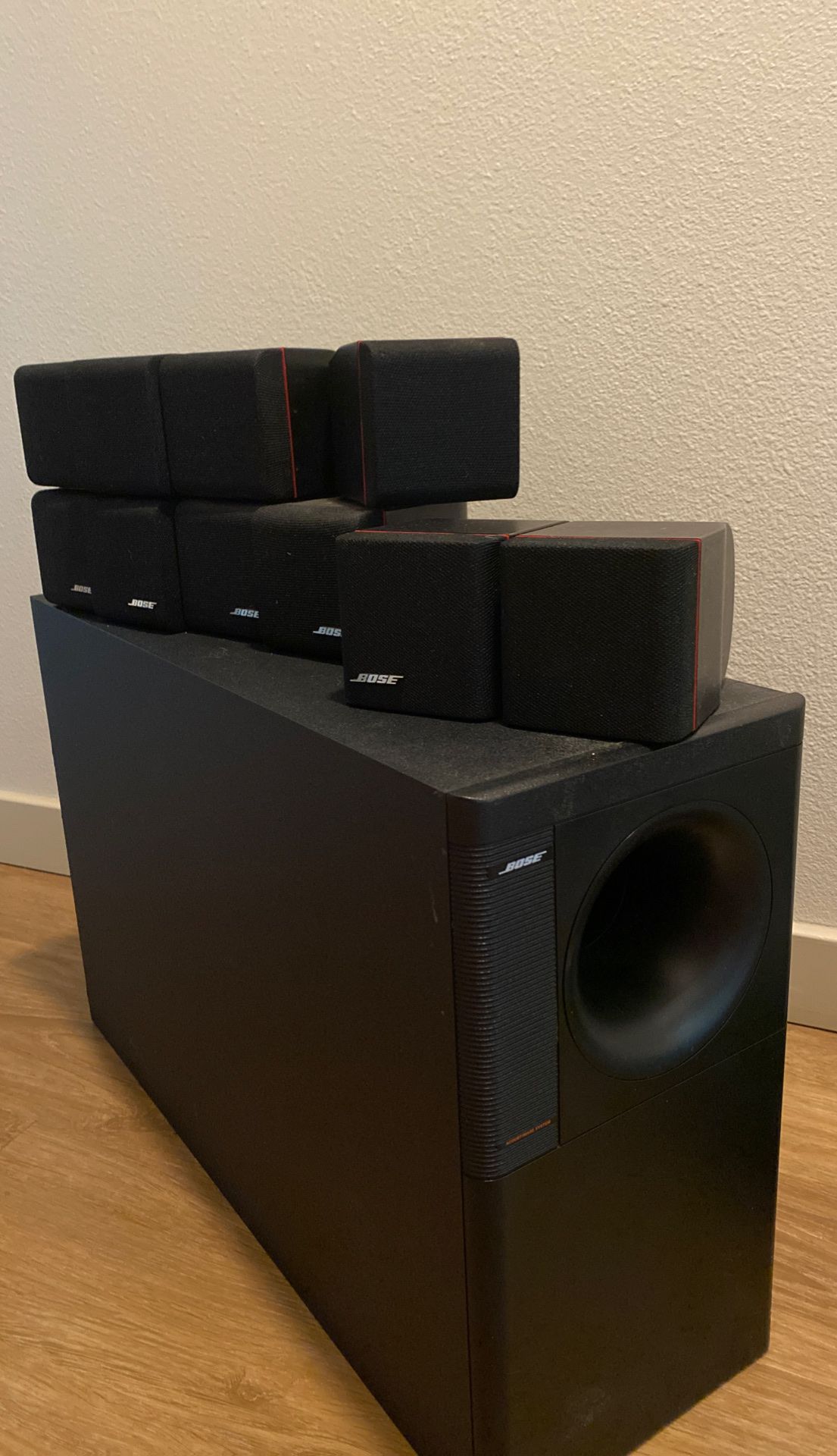 Bose Acoustimass 10: Home Theater Speaker System
