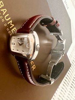Baume & Mercier Hampton City Swiss Quartz women’s watch, 34mm stainless steel case with sapphire crystal and water resistance. In mint condition, keep