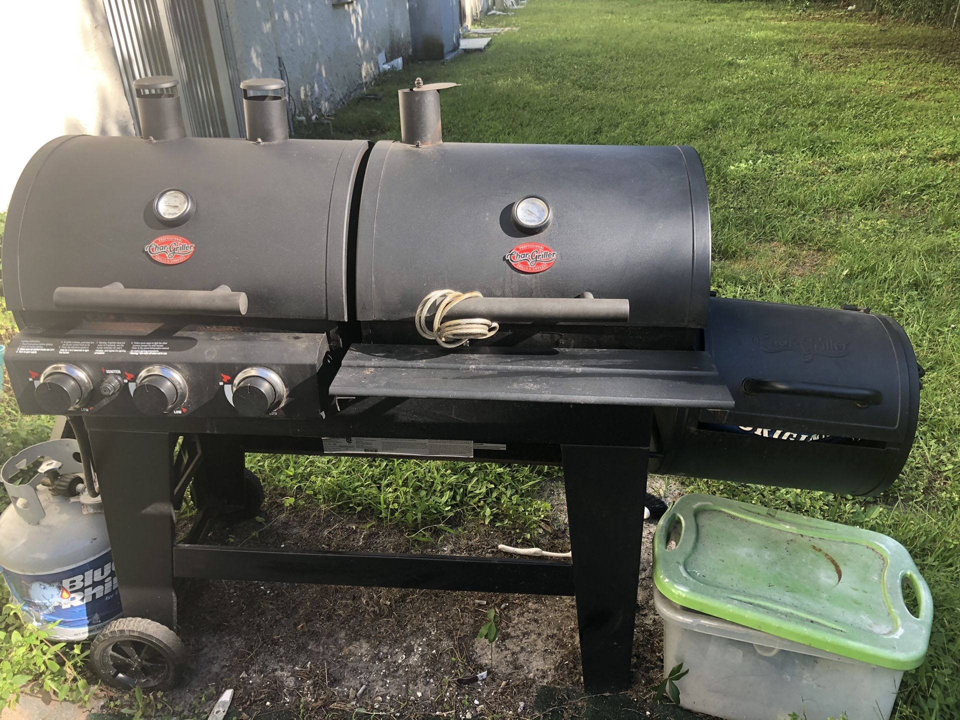 Char griller Texas trio for Sale in Clearwater, FL OfferUp