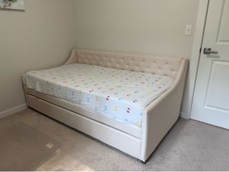 Daybed and Trundle Twin Pink Linen Pink Linen Twin