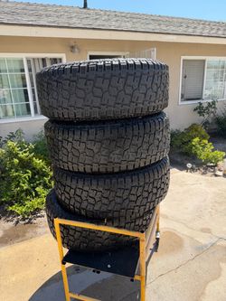 Tires, 35x12 50R17LT  125QM+S