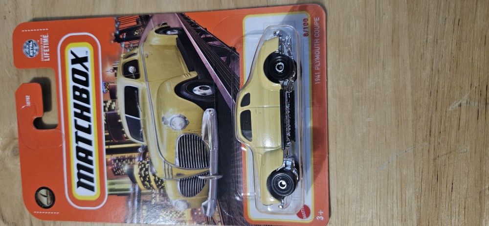 2/2 Matchbox 1941 Plymouth Coupe