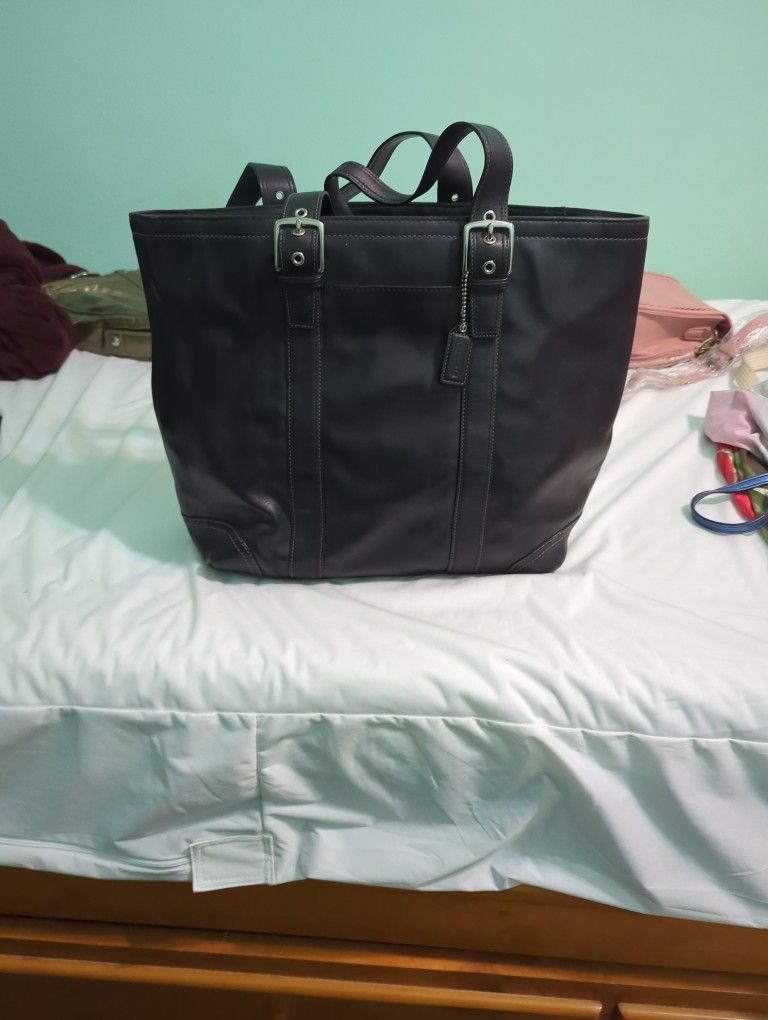 Large Coach Black leather tote bag
