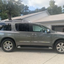 2013 Nissan Armada