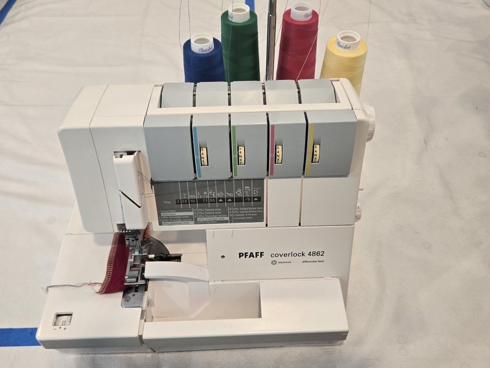 SERGER Pfaff Coverlock 4862 - Sewing