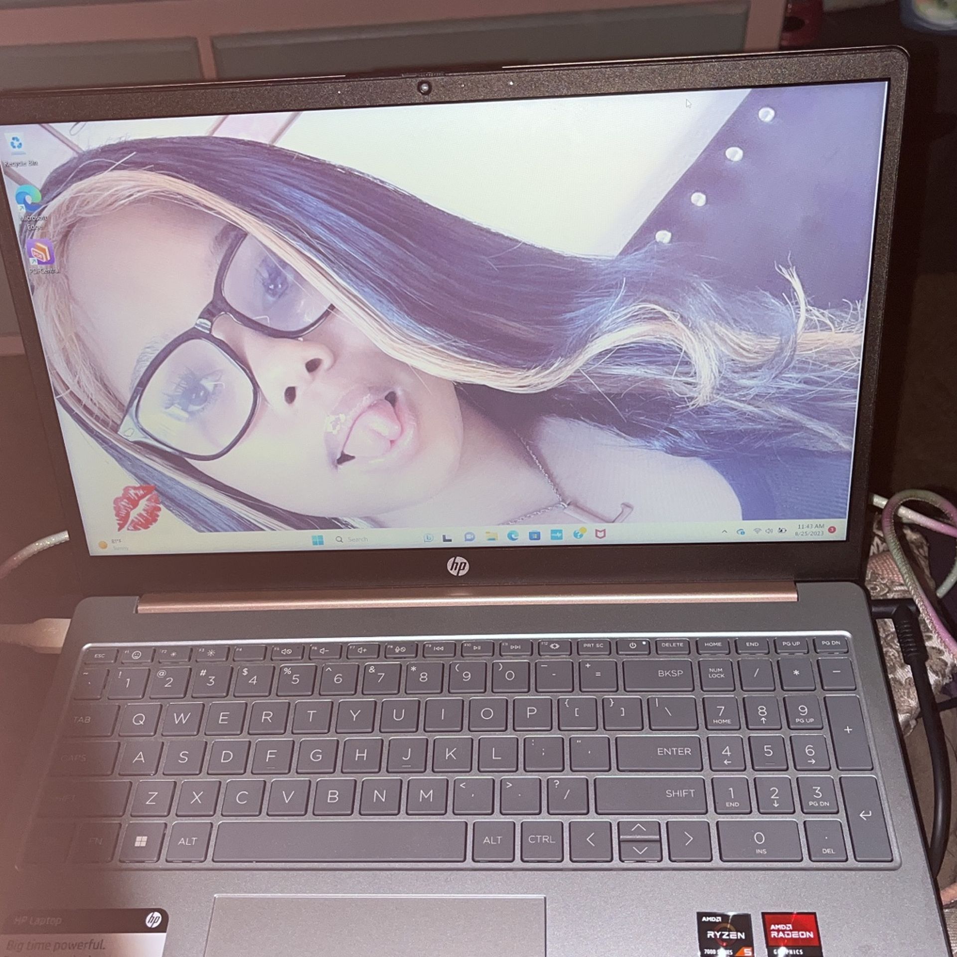 BRAND NEW HP Pc It Has Everything Rose Gold