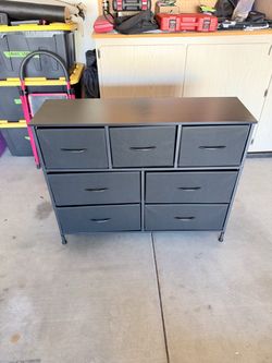 Dresser