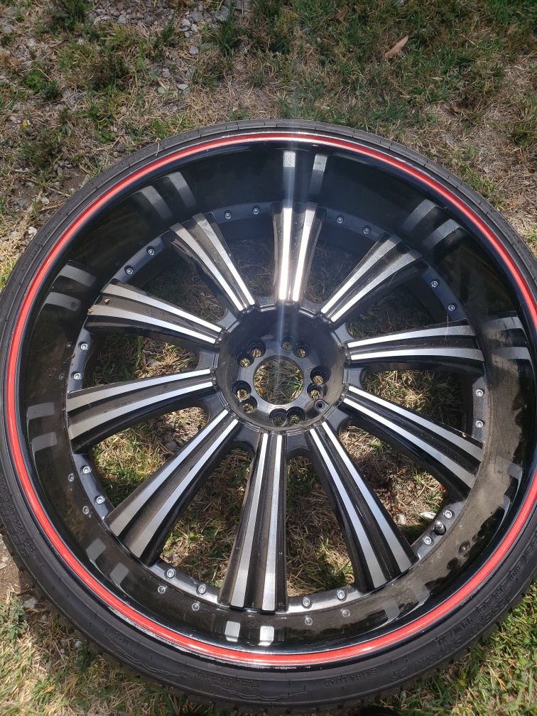 26' Rims 5 Lug Universal for Sale in Los Angeles, CA OfferUp