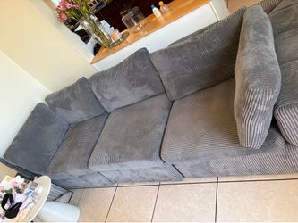 Couch gray