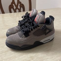 Jordan 4 “Taupe Haze” Sz 10