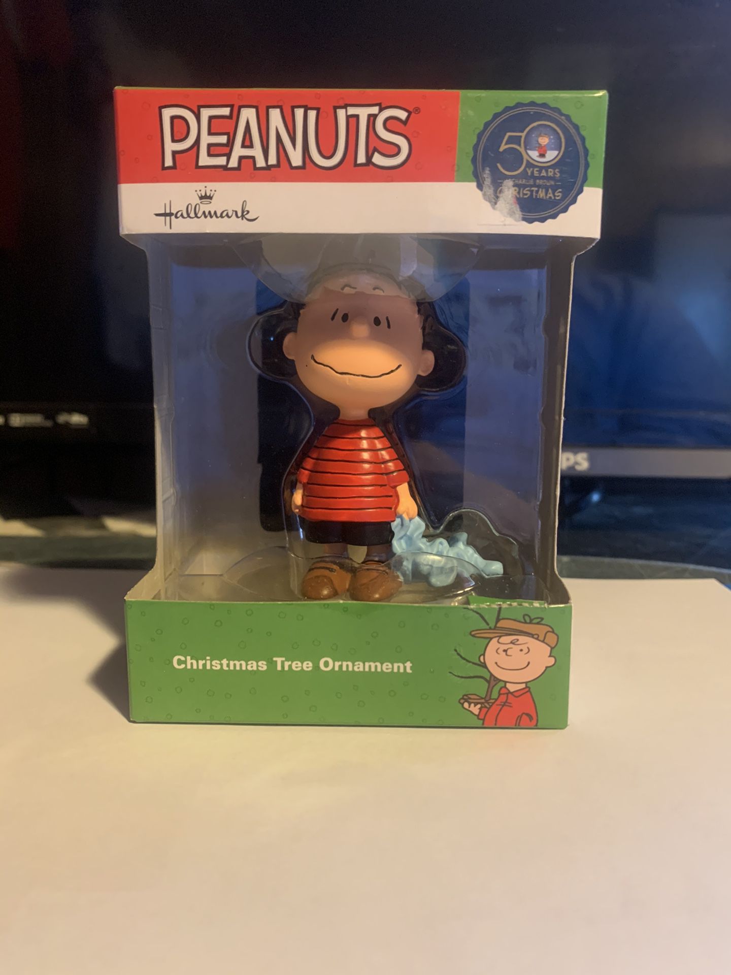 Peanuts Ornament *IN BOX*