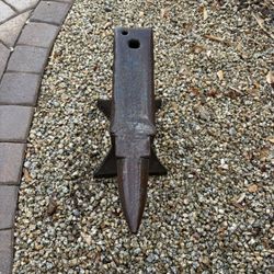 Anvil 117 lb M&H Armitage Mouse Hole Forge Sheffield England circa 1800’s