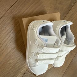 kids shoes US size 7