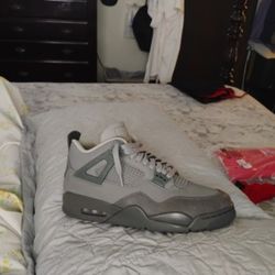 AIR JORDAN 4 RETRO 