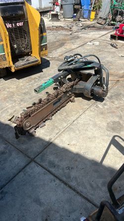 Toro dingo trencher