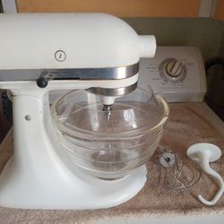Kitchen Aid Mixer 