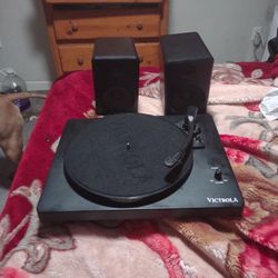 Victrola Premier Turntable System