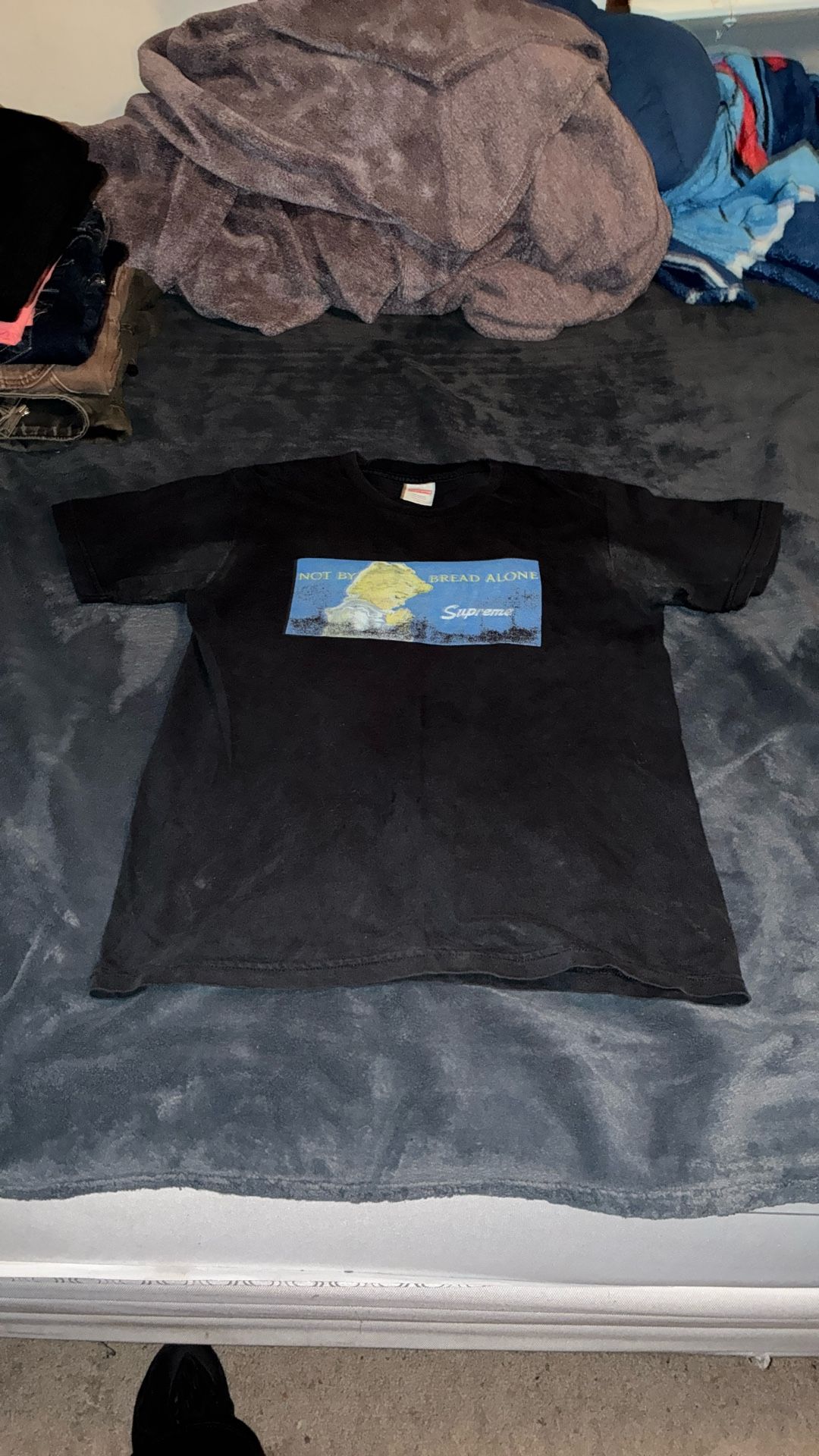 20$ Obo Really Worn Used Supreme Shirt Size Medium
