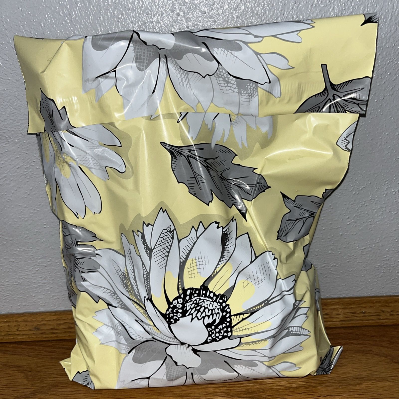 Mystery Make Up Bag 15 + Items Per Bag