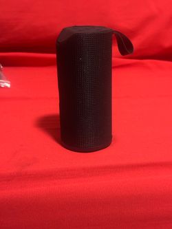 Black Portable Bluetooth Speaker