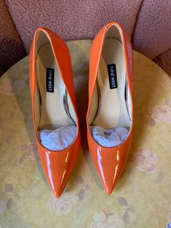 Nine West Stilettos 6.5M ORANGE PATENT