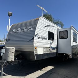 2013 Keystone Springdale Bumper Pull / Travel Trailer/ Rv