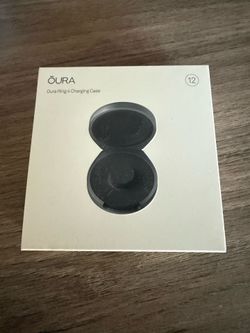 Oura ring 4 charging case