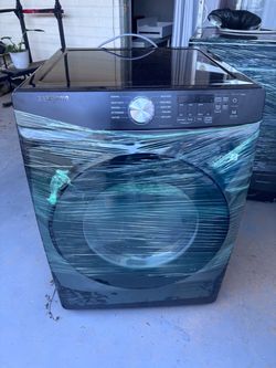 Like New Samsung Washer and Dryer Set