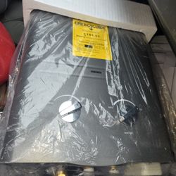 LP Propane Tankless Hot Water Heater With All The Connections And Water Hose
