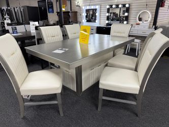 Dining Table Set. 🚚WE DELIVER🚚