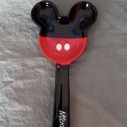 NEW DISNEY MICKEY MOUSE RESTING SPOON