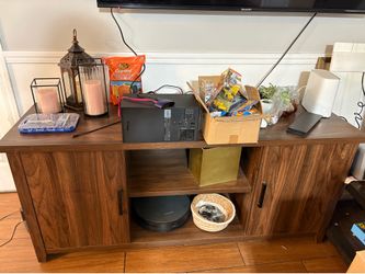 Moving sale
