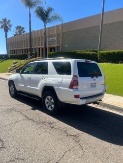 2004 TOYOTA 4 RUNNER SR5