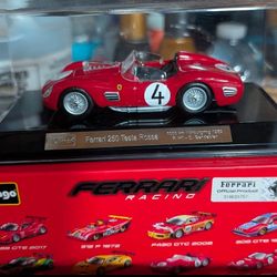 Bburago 1:43 1959 Ferrari Testa Rossa #4 Ferrari Racing- Diecast