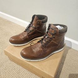 Boots (Brown) Size 8.5