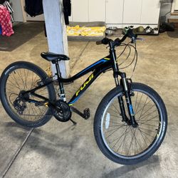 Fuji Dynamite Comp 24” Kids Mountain Bike 