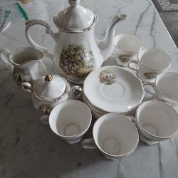 17 Piece Teapot Set Antique