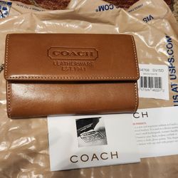 NWT Coach Trifold keychain wallet - tan