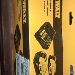DEWALT BATTERY KIT NEW IN BOX
