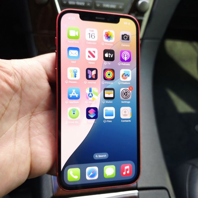 64GB Unlocked iPhone 12 Excellent Condition Att T-Mobile Verizon Metro Cricket Works In All Countries