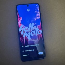 RAZR 60 Ultra 2025 (Green) Like New