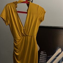 Yellow Dress size s