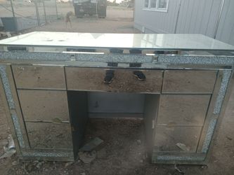 Glass vanity Cristal use
