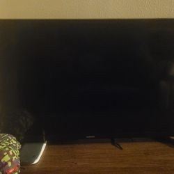 32" flat screen tv, light use