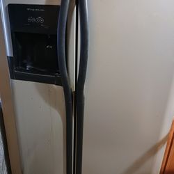 Like New, Double Door Refrigerator. Only $400 Or Best Offer