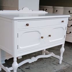 Beautiful Refurbished Vintage Sideboard